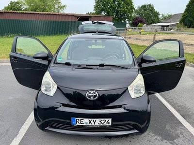 Toyota iQ
