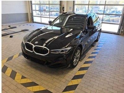 Second-hand BMW 318 156 CP (114 kW) 2023 Negru Berlinǎ