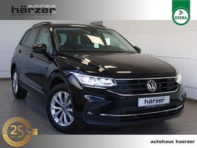 Deep black perleffekt Gebraucht 2021 VW Tiguan Life SUV | 26.440 € (Fairer Preis)