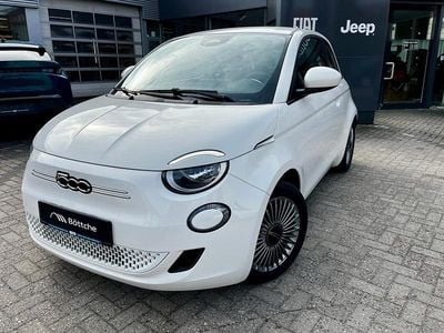 Gebraucht Fiat 500e 86 kW (118 PS) 2023 Arktis weiß Kleinwagen