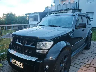 Gebraucht Dodge Nitro 205 PS (150 kW) 2008 Schwarz SUV