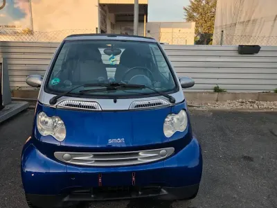 Second-hand Smart ForTwo Cabrio 54 CP (39 kW) 2002 Albastru Cabrio