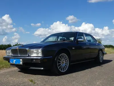 Gebraucht Jaguar XJ40 222 PS (163 kW) 1989 Blau Limousine