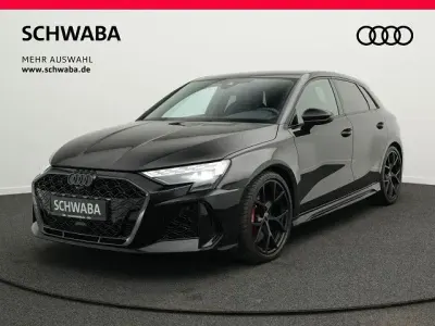 Gebraucht Audi RS3 Sport 400 PS (294 kW) 2025 Mythosschwarz metallic Limousine