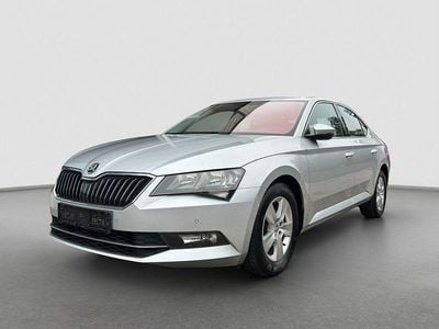Gebraucht Skoda Superb Ambition 125 PS (91 kW) 2016 Silber Limousine