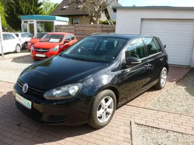 Usata VW Golf VI Trendline 80 CV (58 kW) 2011 Nero Utilitaria