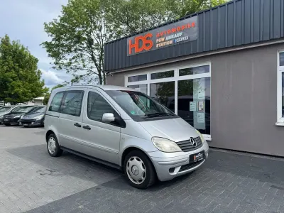 Gebraucht Mercedes Vaneo 102 PS (75 kW) 2004 Silber Van / Kleinbus