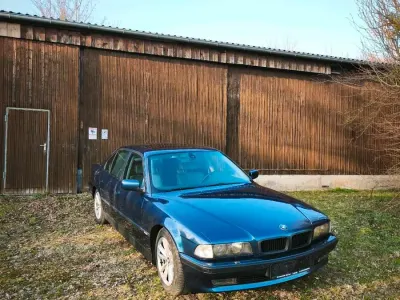 Gebraucht BMW 740 286 PS (210 kW) 1997 Blau Limousine