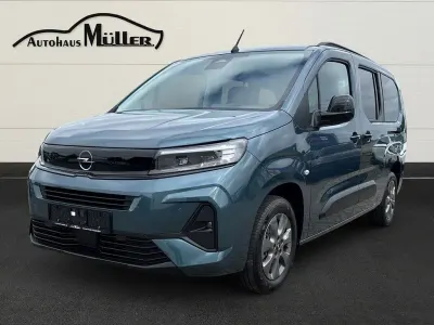 Neu Opel Combo Life Edition 131 PS (96 kW) 2026 Kiama blau Van / Kleinbus