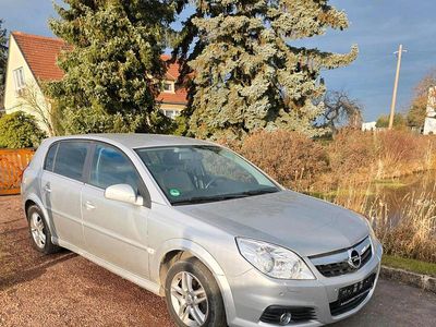 Gebraucht Opel Signum 150 PS (110 kW) 2007 Silber Kleinwagen