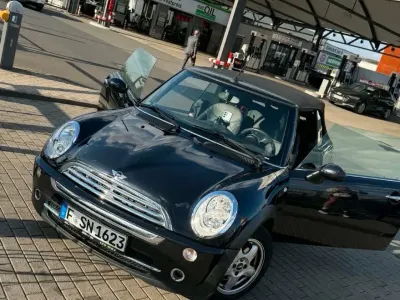 Gebraucht Mini Cooper Cabriolet 116 PS (85 kW) 2005 Schwarz Cabrio