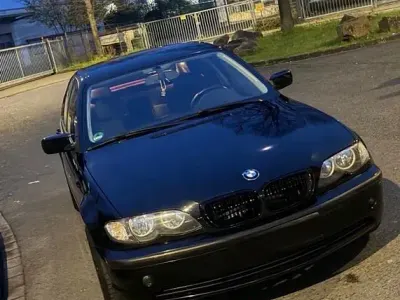 Gebraucht BMW 318 Sport Line 143 PS (105 kW) 2002 Schwarz Limousine
