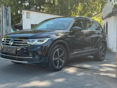 Gebraucht VW Tiguan Elegance 150 PS (110 kW) 2022 Schwarz SUV