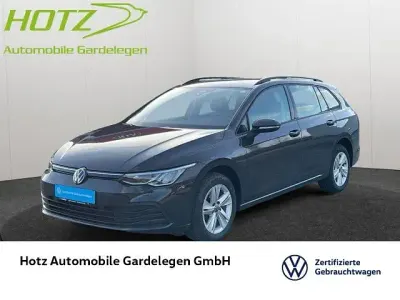Second-hand VW Golf VIII Life 150 CP (110 kW) 2024 Gri Break