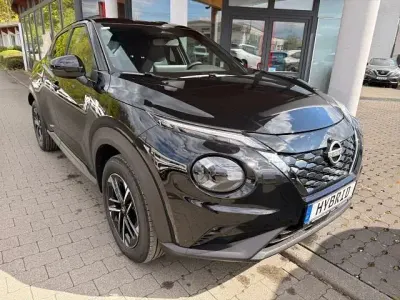 Neu Nissan Juke N-Connecta 94 PS (69 kW) 2026 Schwarz SUV