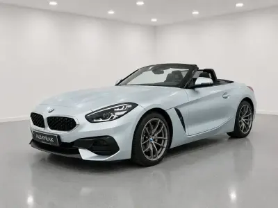 Gebraucht BMW Z4 Performance 197 PS (144 kW) 2022 Glaciersilber (metallic) Cabrio