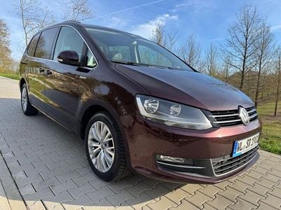Usado VW Sharan Highline 150 HP (110 kW) 2018 Vermelho Monovolume