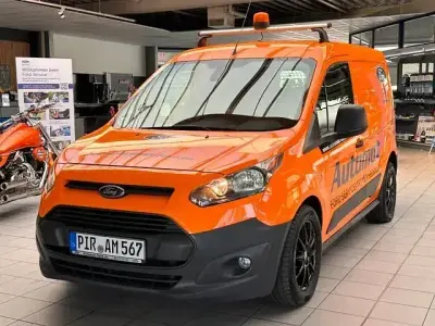 Używany Ford Transit Connect Trend 101 KM (74 kW) 2017 Pomarańczowy Minivan