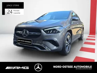 Gebraucht Mercedes GLA200 Progressive 163 PS (119 kW) 2025 Metalliclack mountaingrau SUV