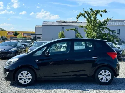 Gebraucht Hyundai ix20 90 PS (66 kW) 2013 Schwarz Kleinwagen