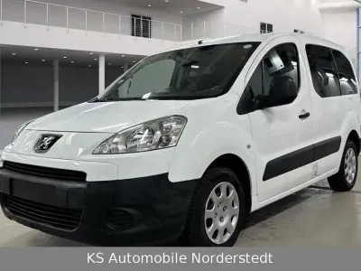 Gebraucht Peugeot Partner Comfort 90 PS (66 kW) 2009 Weiß Van / Kleinbus