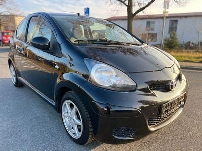 Schwarz Gebraucht 2009 Toyota Aygo Cool Kleinwagen | 2.999 € (Fairer Preis)