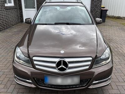 Gebraucht Mercedes C180 Avantgarde 156 PS (114 kW) 2013 Kombi