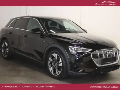 Gebraucht Audi e-tron Sport 300 kW (408 PS) 2023 Schwarz SUV