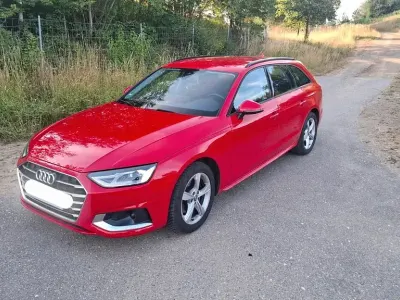 Gebraucht Audi A4 Comfort 163 PS (119 kW) 2020 Rot Kombi