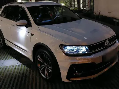 Gebraucht VW Tiguan R-line 180 PS (132 kW) 2018 Weiß SUV
