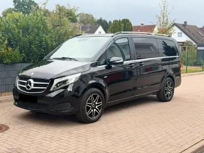 Gebraucht Mercedes V220 Avantgarde 163 PS (119 kW) 2015 Schwarz Van / Kleinbus