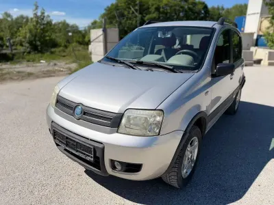 Gebraucht Fiat Panda 4x4 60 PS (44 kW) 2005 Silber Kleinwagen