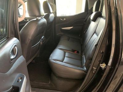 Second-hand Nissan Navara Tekna 190 CP (139 kW) 2017 Negru Pickup
