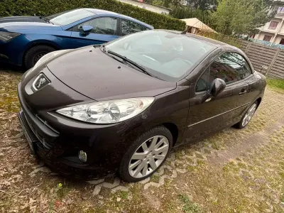 Gebraucht Peugeot 207 120 PS (88 kW) 2014 Schwarz Cabrio