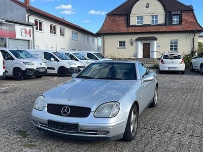 Gebraucht Mercedes SLK230 193 PS (141 kW) 1998 Silber Cabrio