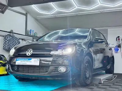 Gebraucht VW Golf VII Match 140 PS (102 kW) 2012 Schwarz Limousine