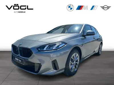 Ny BMW 120 170 HK (125 kW) 2026 Grå Hatchback