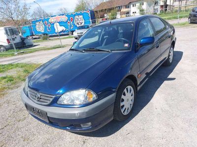 gebraucht Toyota Avensis 1.8 Style