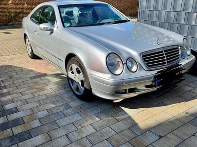 Mercedes CLK320