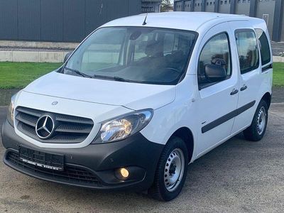 Mercedes Citan 109