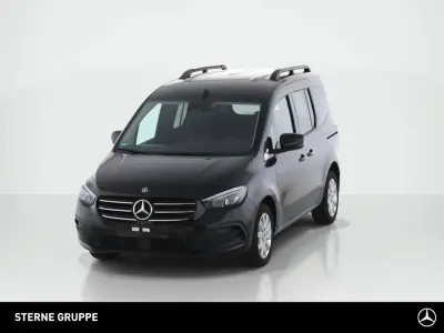 Gebraucht Mercedes T180 Progressive 116 PS (85 kW) 2025 Loparitschwarz Van / Kleinbus