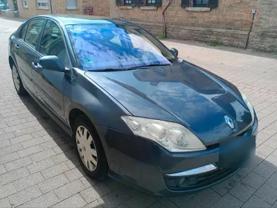Usata Renault Laguna III 110 CV (80 kW) 2008 Grigio Berlina