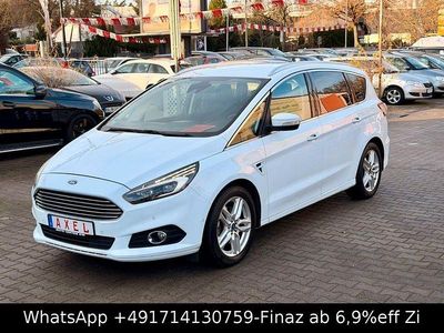 Weiß Gebraucht 2016 Ford S-MAX Titanium Van / Kleinbus | 15.999 € (Fairer Preis)