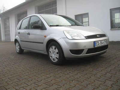 Gebraucht Ford Fiesta 69 PS (50 kW) 2005 Silber Kleinwagen
