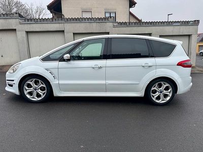 Gebraucht Ford S-MAX Titanium S 163 PS (119 kW) 2015 Weiß Van / Kleinbus