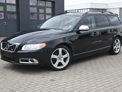 Gebraucht Volvo V70 R-Design 175 PS (128 kW) 2010 Schwarz Kombi