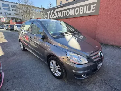 Gebraucht Mercedes B150 95 PS (69 kW) 2008 Mountaingrau  met. Van / Kleinbus