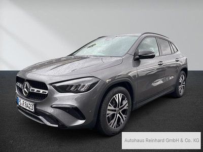 Gebraucht Mercedes GLA180 Night 136 PS (100 kW) 2025 Grau SUV