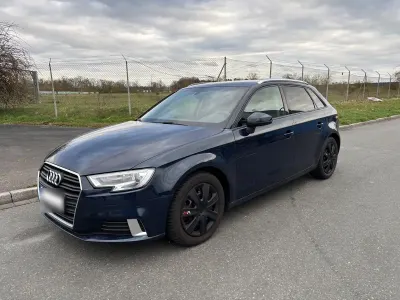 Gebraucht Audi A3 Sport 150 PS (110 kW) 2017 Blau Limousine