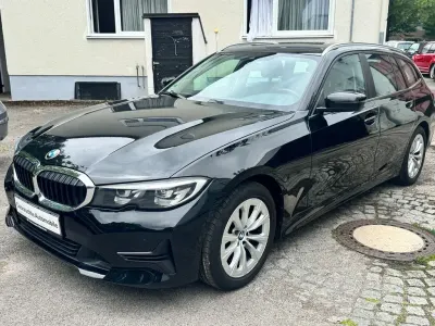 Gebraucht BMW 318 Advantage 150 PS (110 kW) 2022 Schwarz Limousine